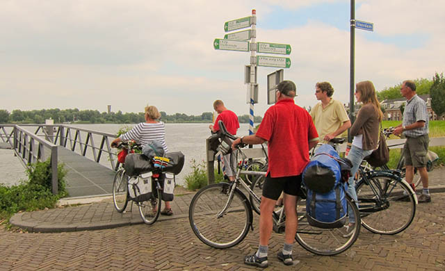 self guided bike tours in north-holland